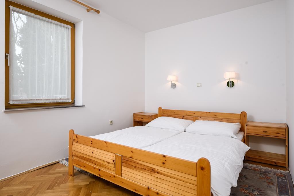 Apartmani Alice Njivice