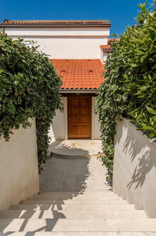 Apartmani Alice * Njivice